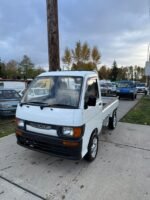 1995 Daihatsu Hijet 4WD Kei Truck - Image 3