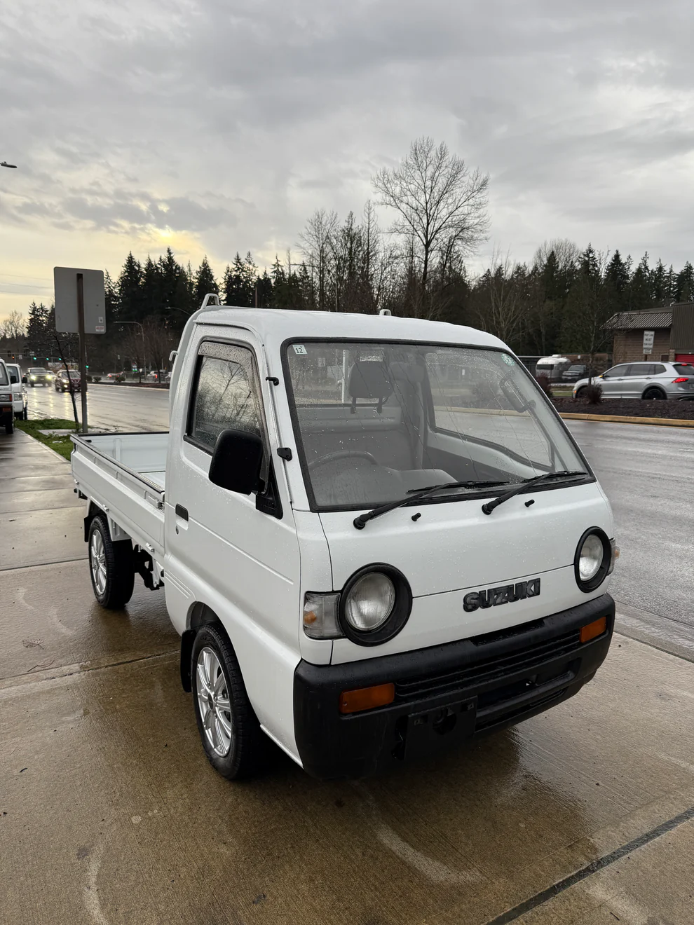 IMG_5805.webp 1994 Suzuki Carry 4WD Kei Truck – Hi/Low Transfer Case / Axle Lock - Image 1
