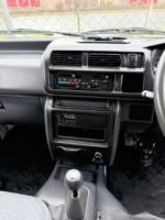 2000 Daihatsu Hijet Truck 4WD - Image 10