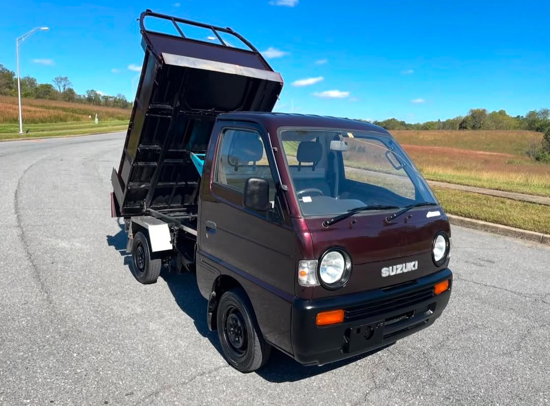 WhatsApp-Image-2026-07-29-at-09.42.20.jpeg 1993 Suzuki Carry dump truck DD1T - Image 1