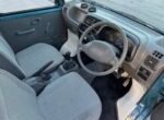 2000 hijet rare 3 way dump truck with Ac and heat - Image 5